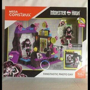 MEGA CONSTRUX MONSTER HIGH FANGTASTIC PHOTO DAY!! 164 pcs  SHIPPED FAST!!